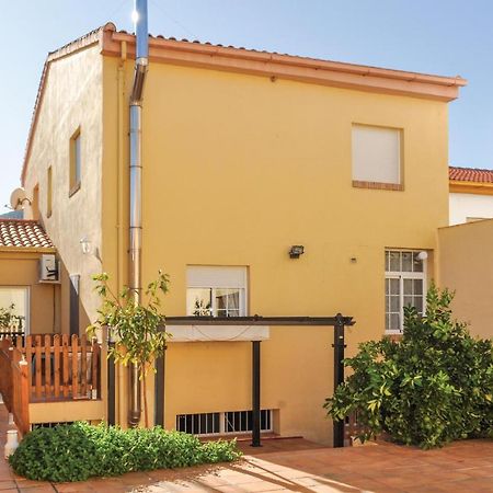 Cozy Home In Olivares With Outdoor Swimming Pool ภายนอก รูปภาพ